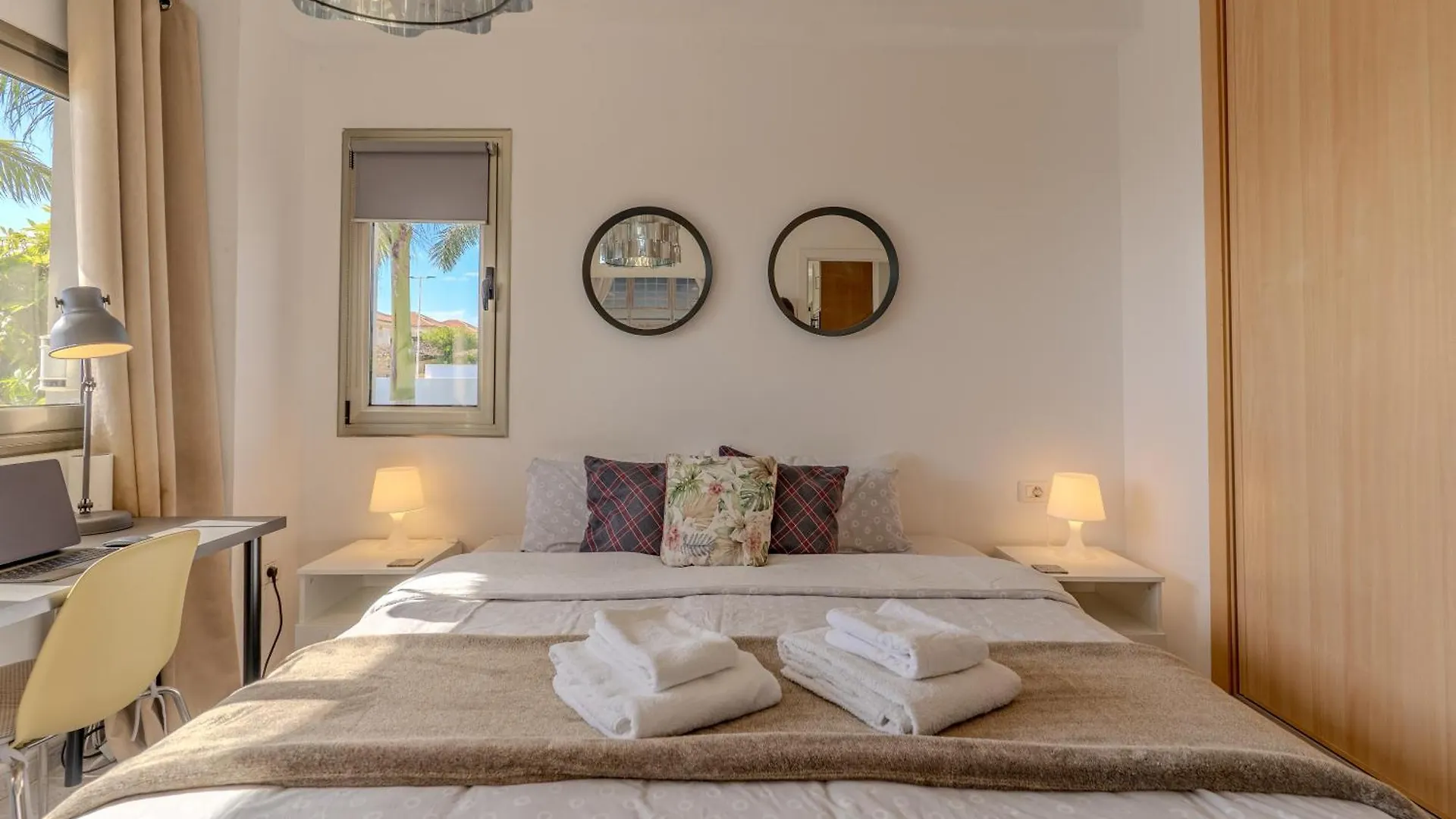 Bungalow Apartment With Private Pool & Ocean Views Costa Adeje  Costa Adeje (Tenerife)