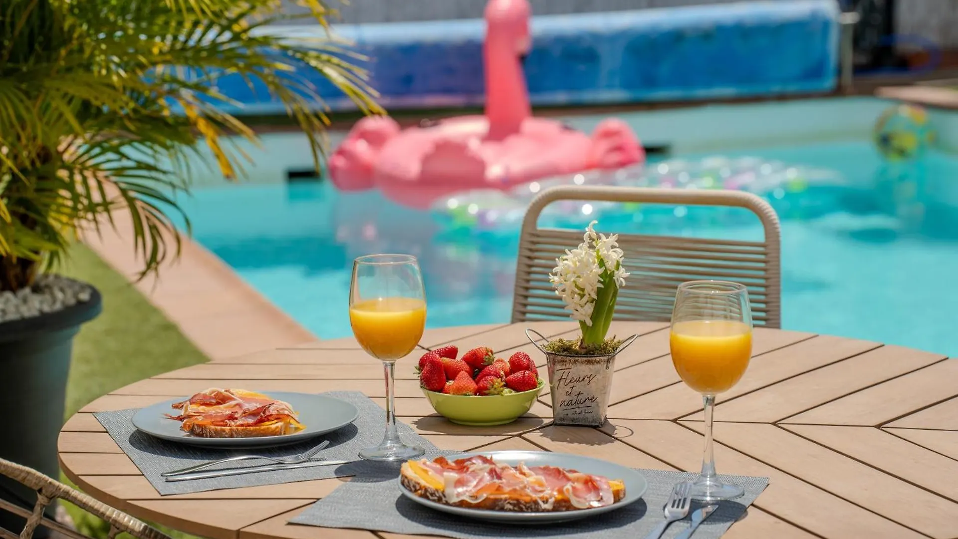 Bungalow Apartment With Private Pool & Ocean Views Costa Adeje  0*, Costa Adeje (Tenerife)